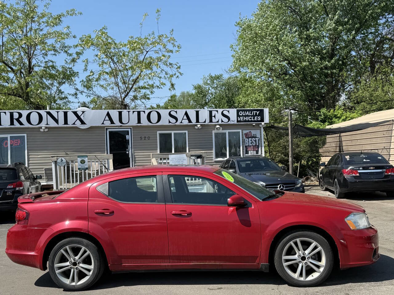 Used 2011 Dodge Avenger Heat FWD image 6