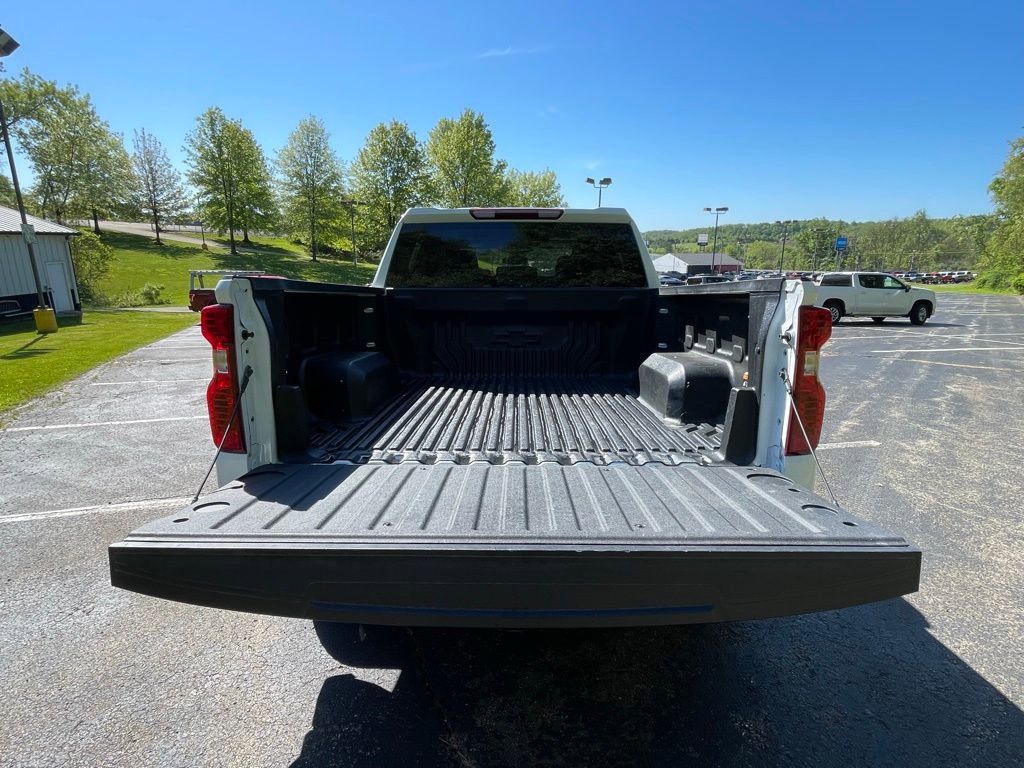 Certified 2024 Chevrolet Silverado 1500 LT AWD/4WD image 16