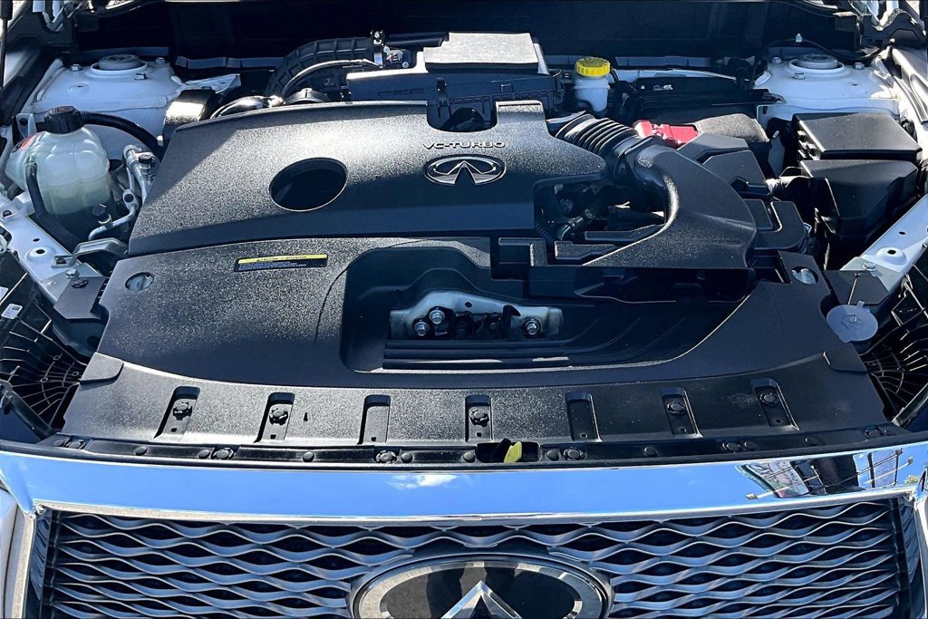 Certified 2022 INFINITI QX50 Luxe FWD image 11
