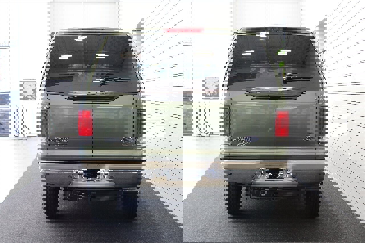Used 2001 Ford Excursion Limited image 92