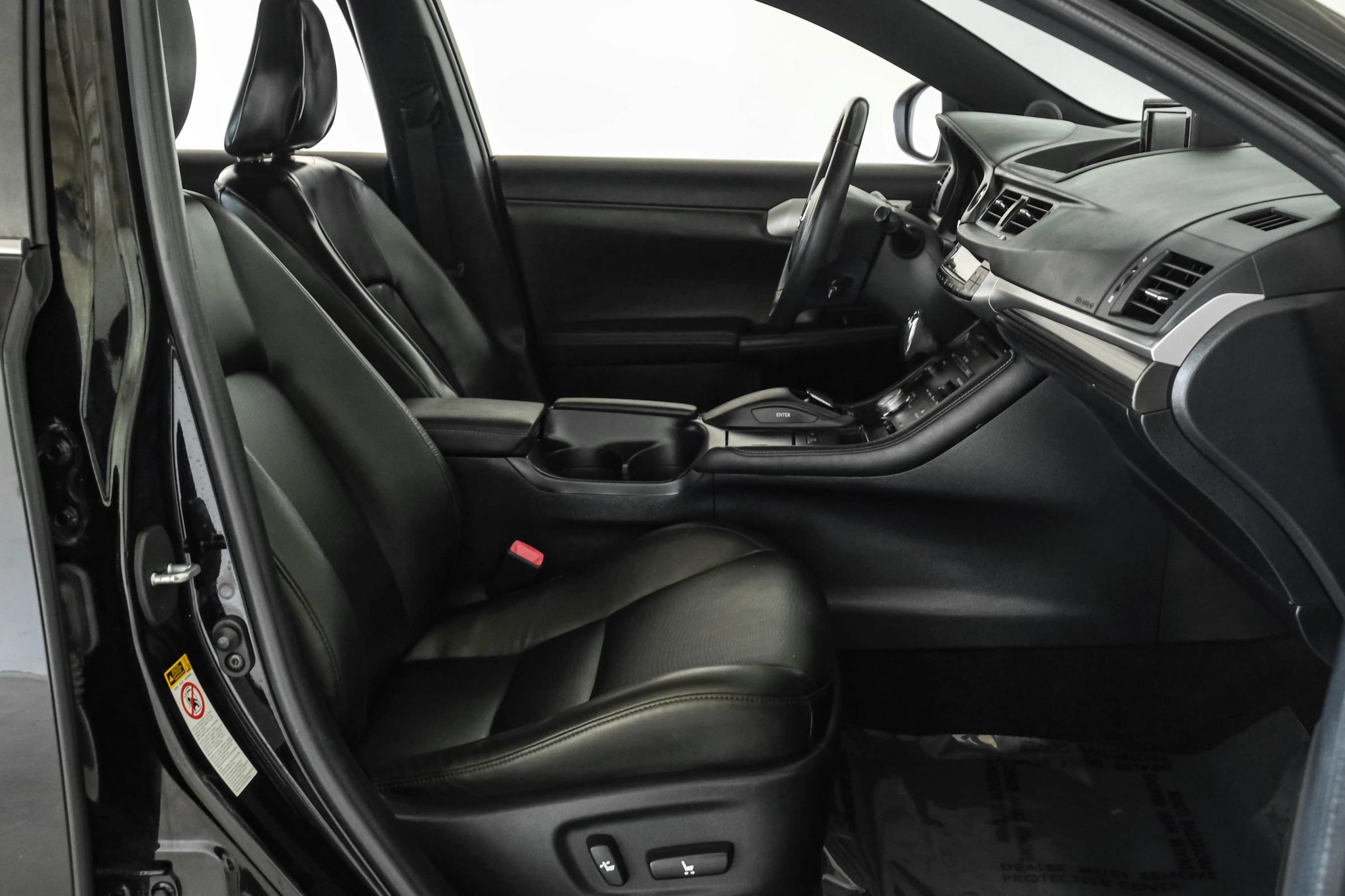 Used 2013 Lexus CT 200h w/ F Sport Pkg w/Nuluxe Trim FWD image 26
