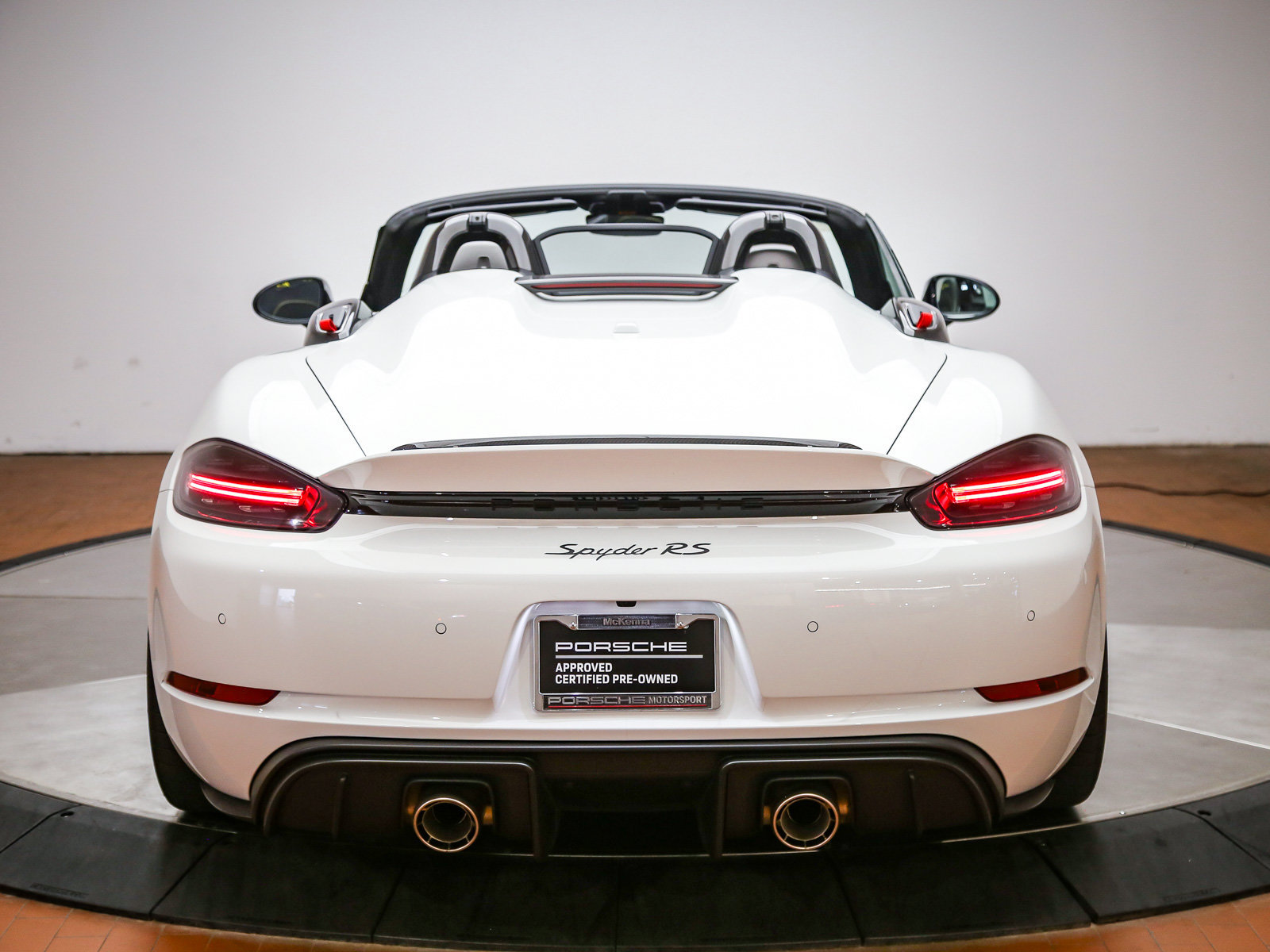 Certified 2025 Porsche 718 Boxster Spyder RS RWD image 6