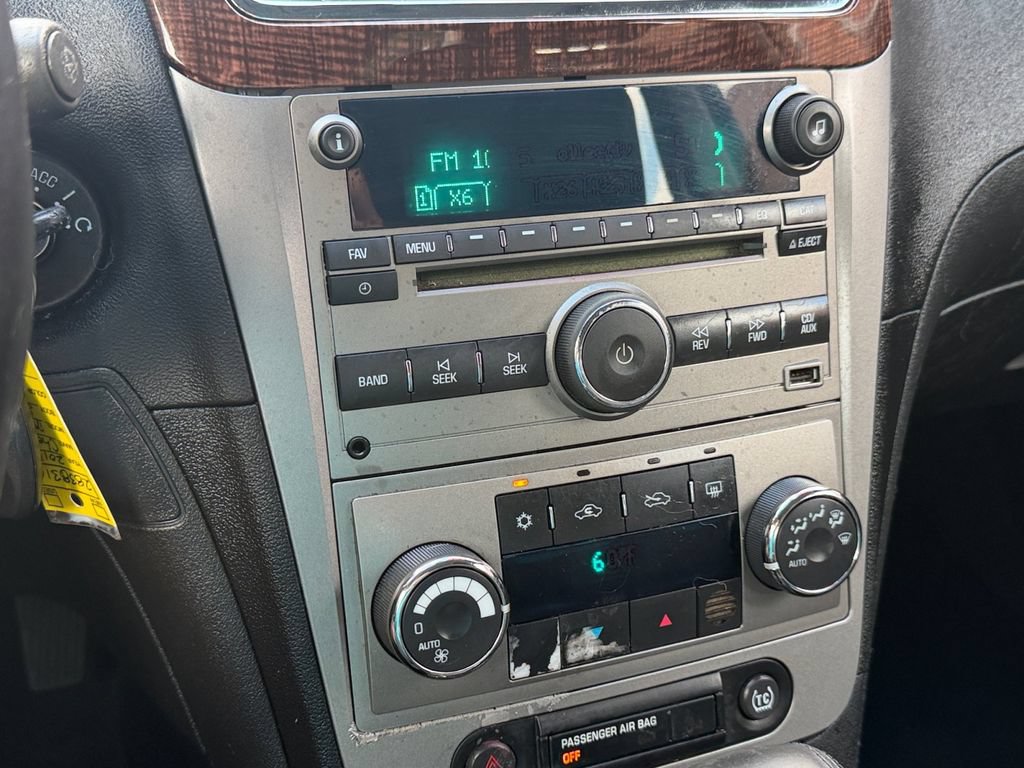 Used 2010 Chevrolet Malibu LTZ FWD image 25