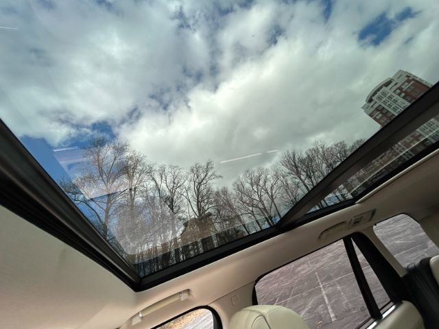 Used 2016 Land Rover Range Rover Long Wheelbase Supercharged image 26