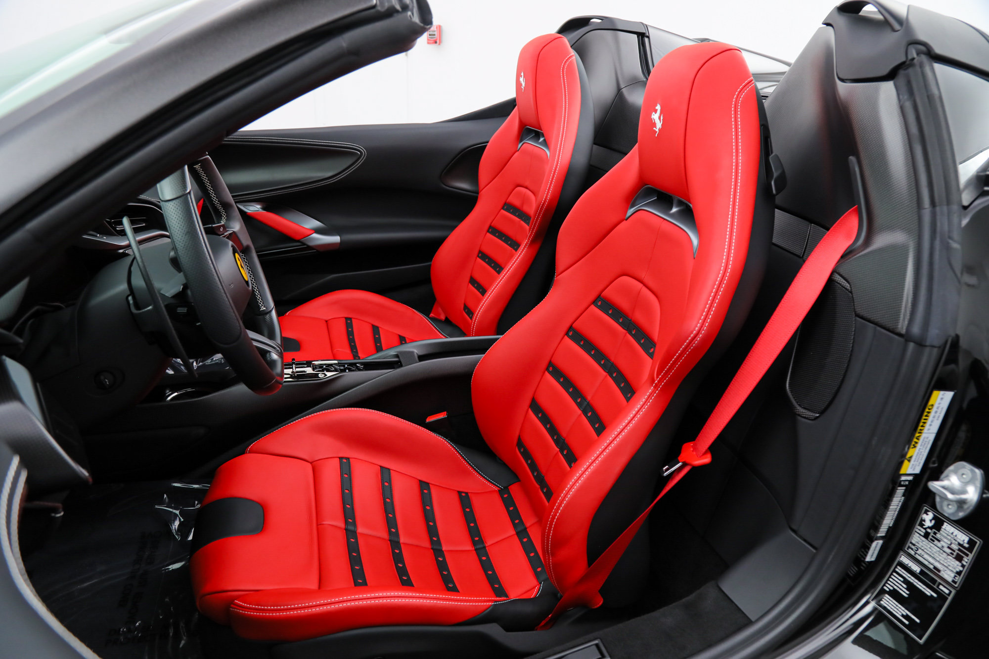 Certified 2022 Ferrari SF90 Spider AWD/4WD image 5