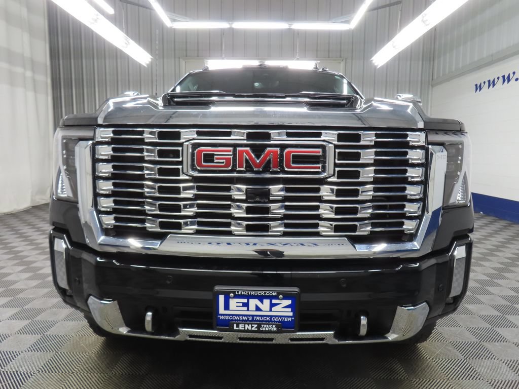 Used 2024 GMC Sierra 2500 Denali w/ Denali Reserve Package AWD/4WD image 45
