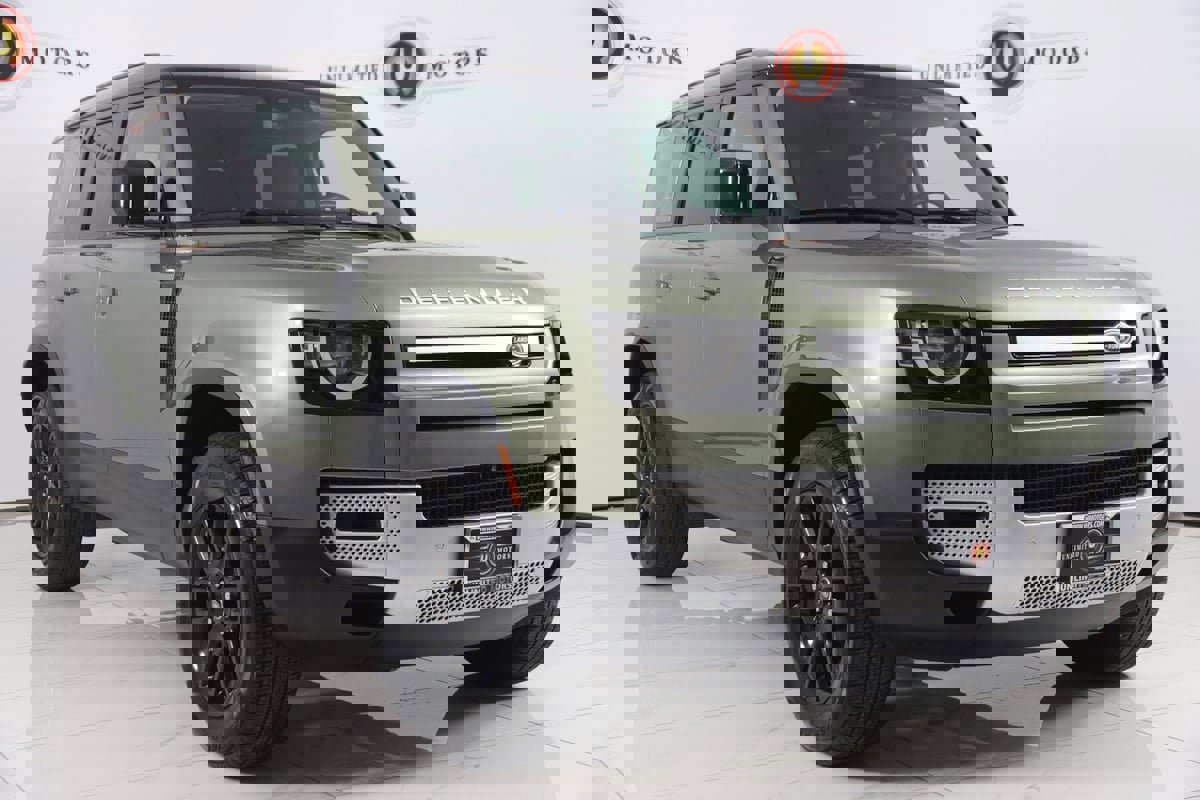 Used 2023 Land Rover Defender 110 S image 24