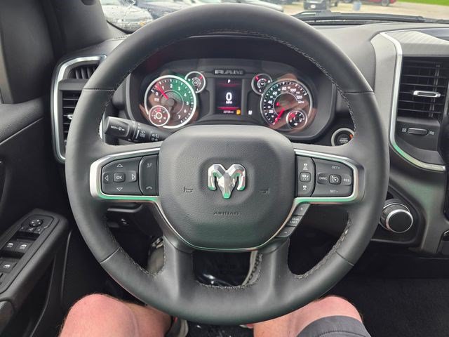 Used 2025 RAM 1500 Big Horn AWD/4WD image 26