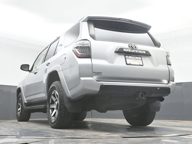 Used 2021 Toyota 4Runner TRD Off-Road AWD/4WD image 46