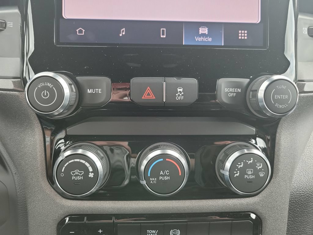 New 2025 RAM 5500 Tradesman AWD/4WD image 21