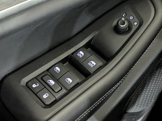 Certified 2025 Jeep Grand Cherokee L Limited w/ Luxury Tech Group II RWD image 25