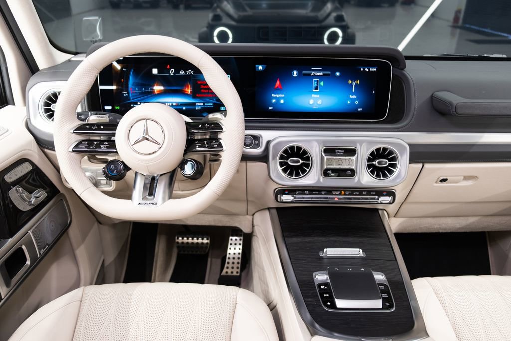 Used 2025 Mercedes-Benz G 63 AMG 4MATIC image 12