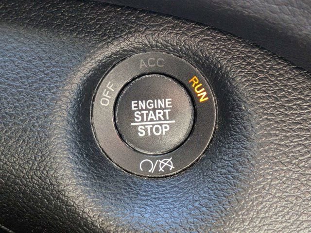 Used 2022 Jeep Cherokee Trailhawk w/ Premium Leather Package AWD/4WD image 27