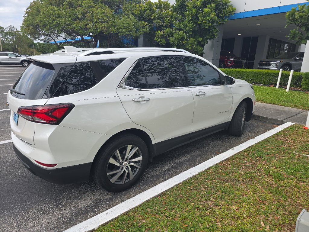 Used 2022 Chevrolet Equinox Premier image 7