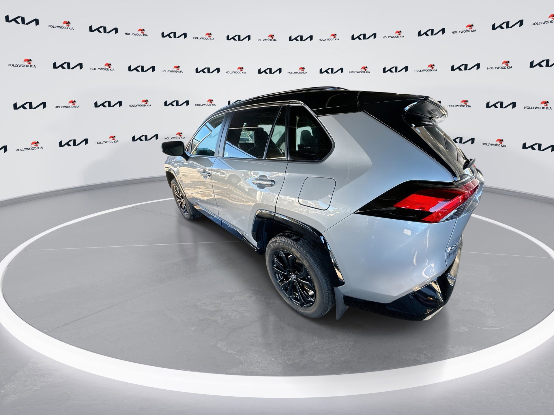 Used 2024 Toyota RAV4 XSE image 6