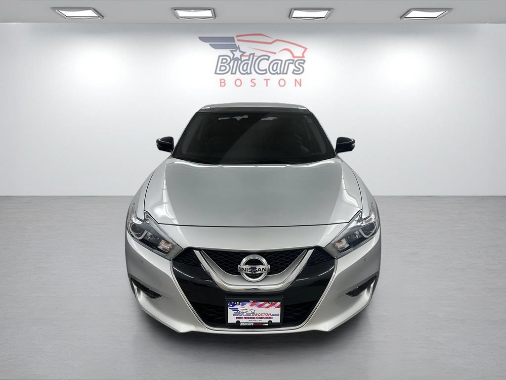 Used 2017 Nissan Maxima Platinum FWD image 2