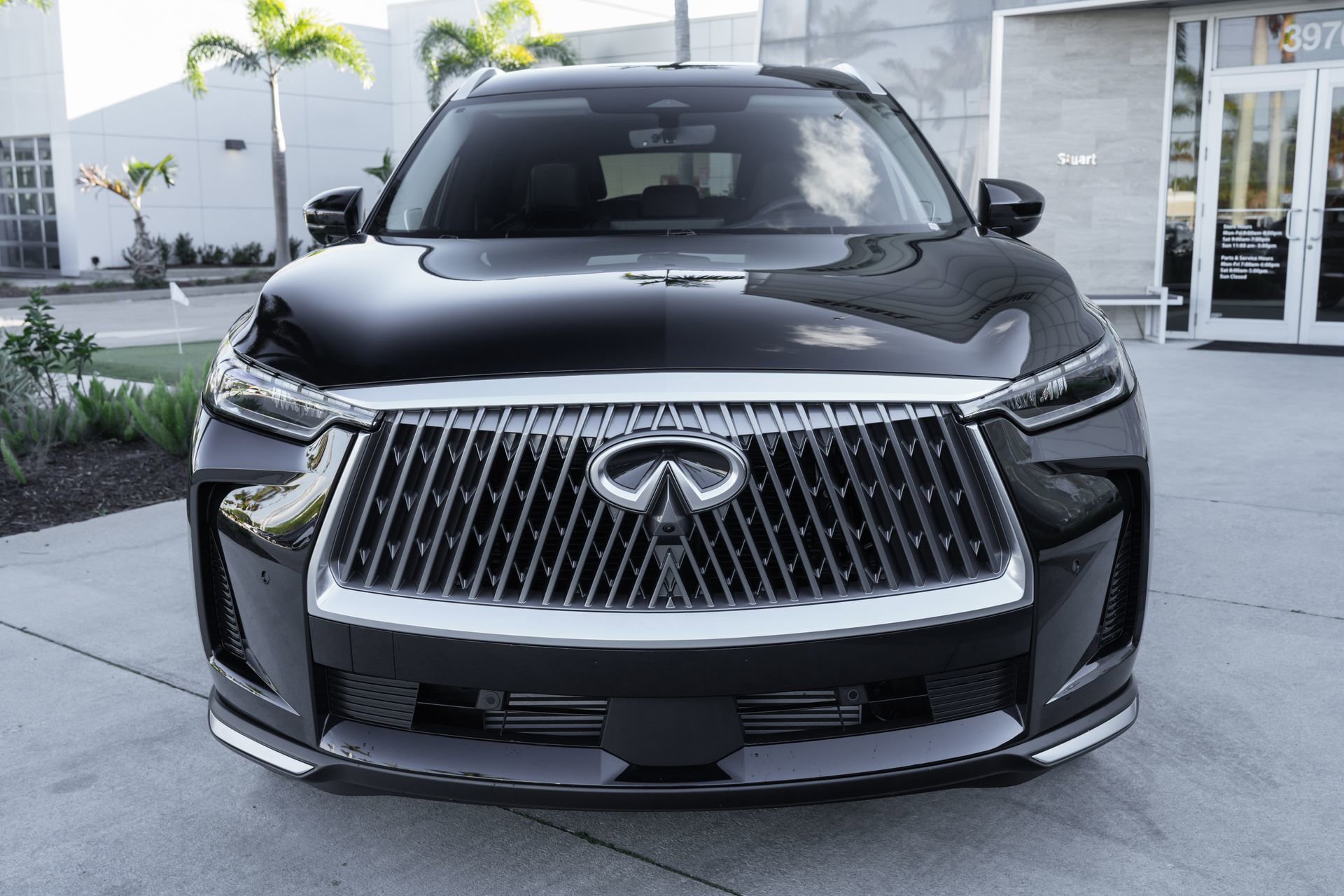 Used 2026 INFINITI QX60 Luxe w/ Cargo Package image 3