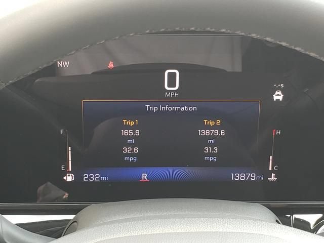 Used 2025 Chevrolet Trax ACTIV FWD image 19
