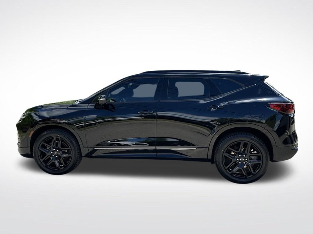 Certified 2024 Chevrolet Blazer RS w/ Driver Confidence II Package AWD/4WD image 3