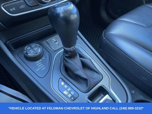 Used 2022 Jeep Cherokee Trailhawk w/ Trailer Tow Group image 16