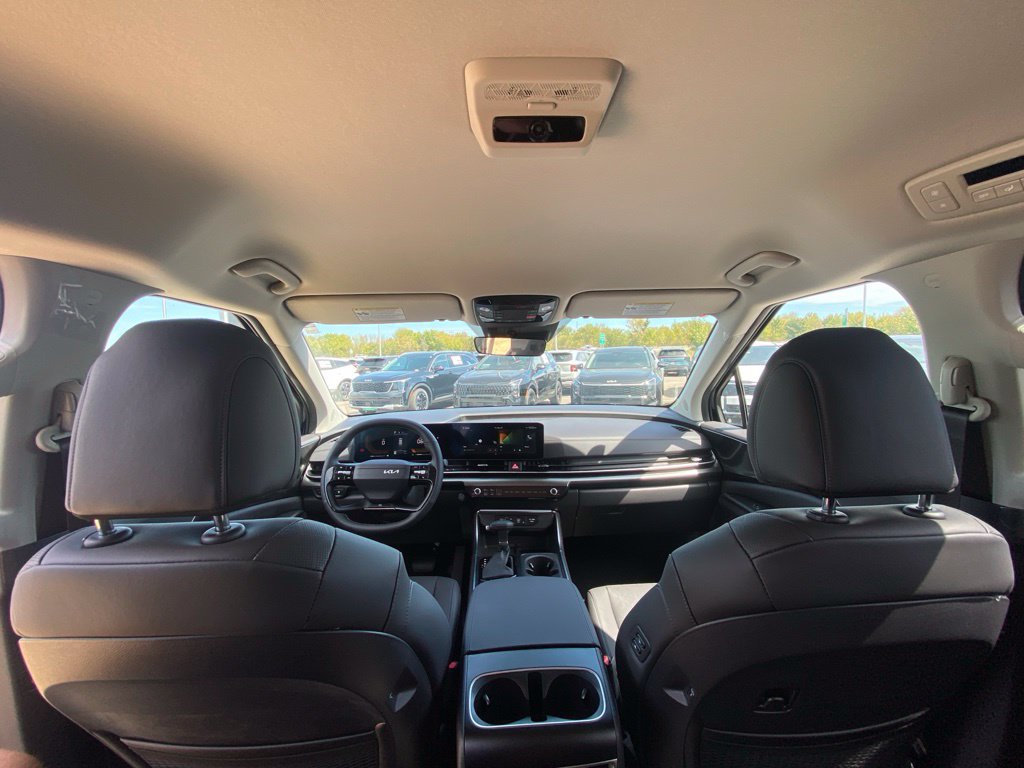New 2027 Kia Carnival EX FWD image 22