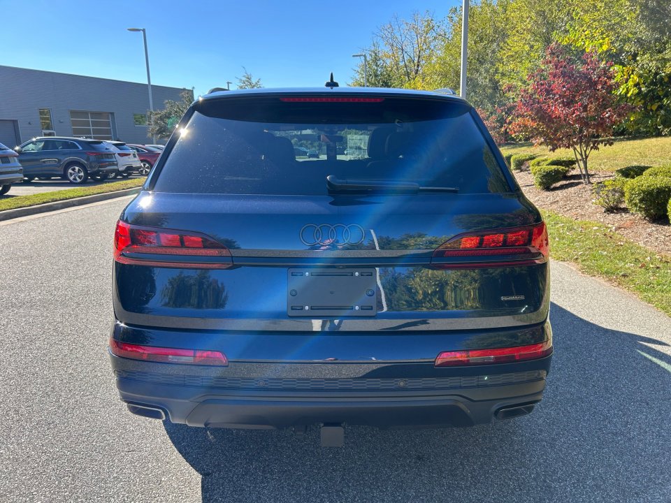 New 2026 Audi Q7 3.0T Prestige image 14