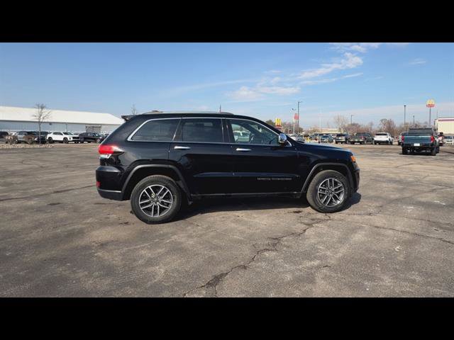 Used 2019 Jeep Grand Cherokee Limited image 32