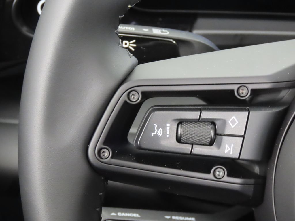 New 2026 Porsche Macan Turbo Electric AWD/4WD image 21