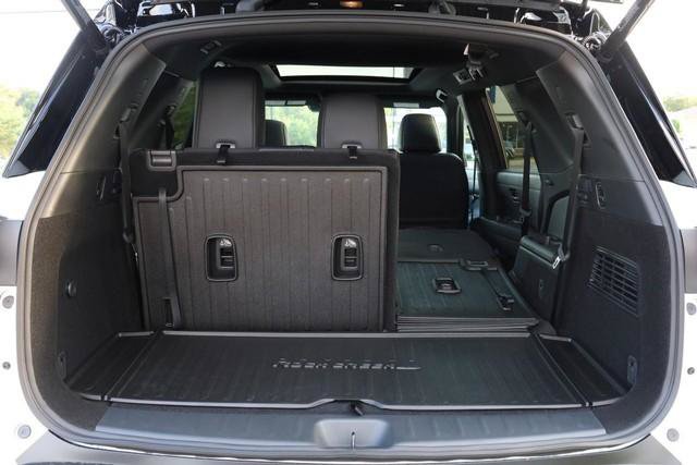 New 2026 Nissan Pathfinder Rock Creek w/ Rock Creek Premium Package AWD/4WD image 9