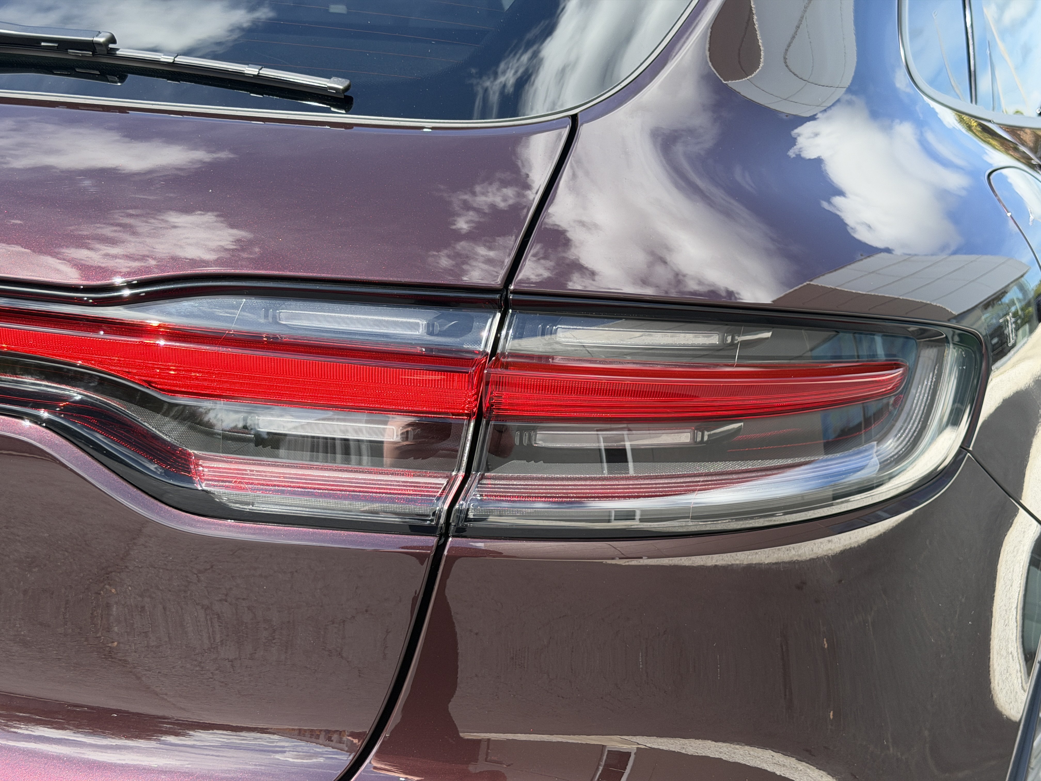 New 2026 Porsche Macan AWD/4WD image 9