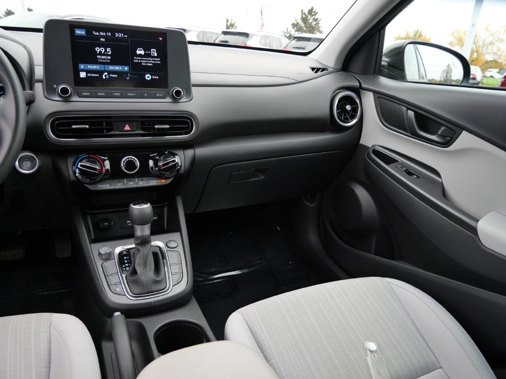 Used 2023 Hyundai Kona SEL AWD/4WD image 14