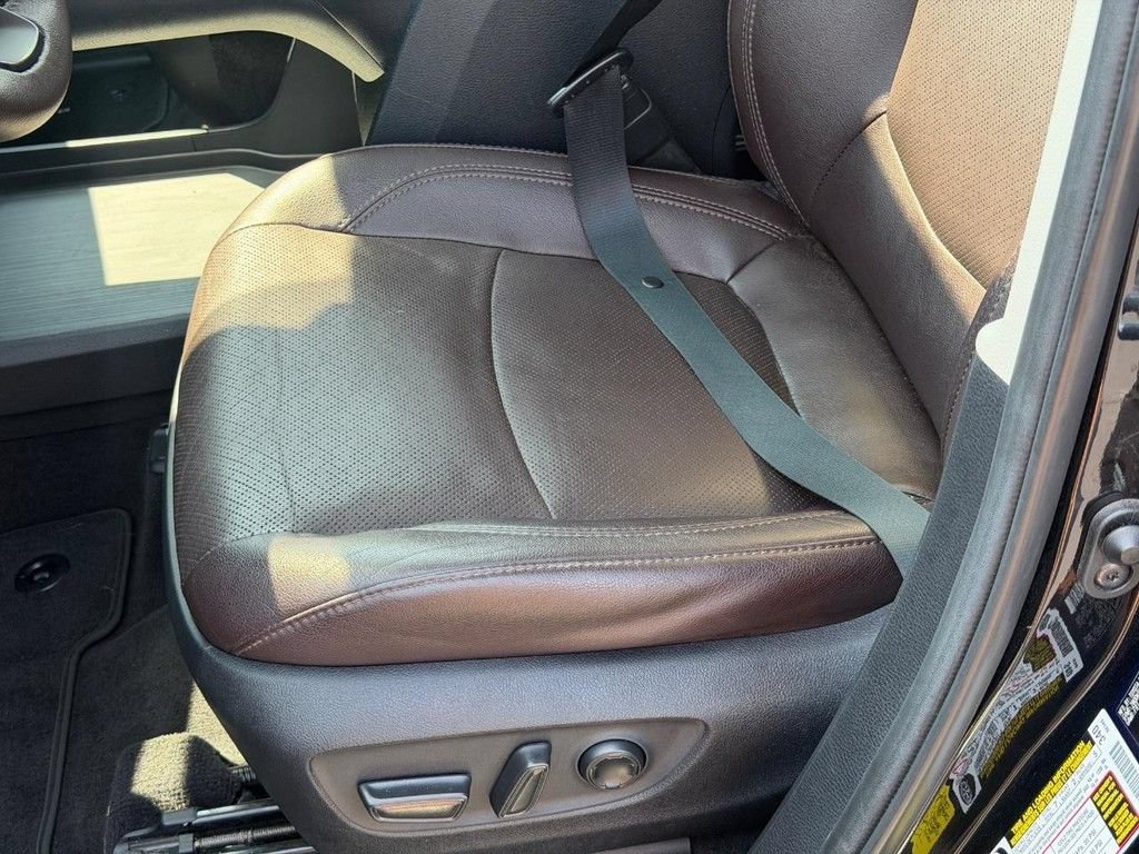 Certified 2021 Toyota Sienna Platinum AWD/4WD image 25