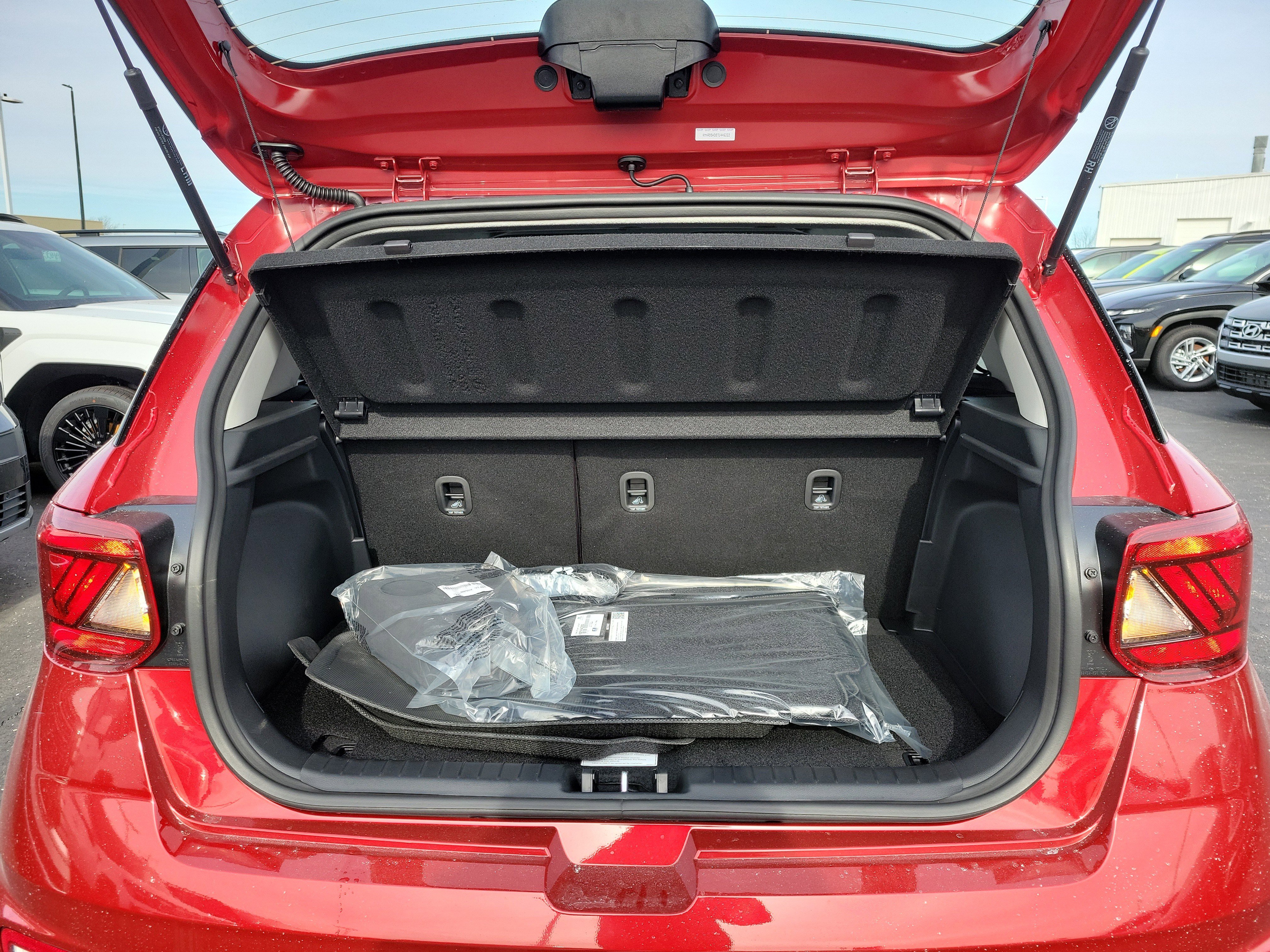 New 2026 Hyundai Venue SE image 5