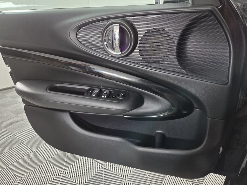 Used 2022 MINI Cooper Clubman S FWD image 20