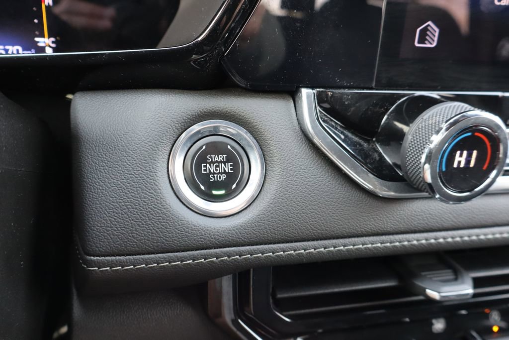 Used 2023 Chevrolet Colorado LT w/ LT Convenience Package II AWD/4WD image 15