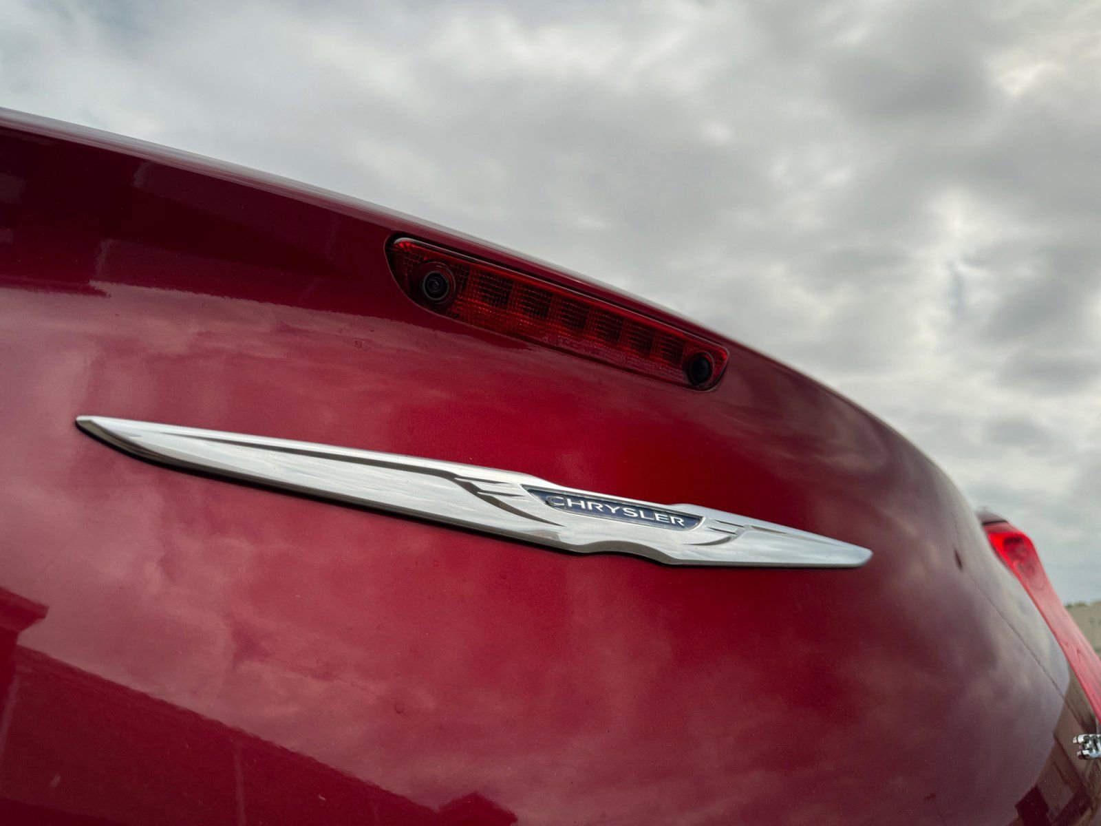 Used 2018 Chrysler 300 Limited w/ Harman/Kardon Audio Group image 32