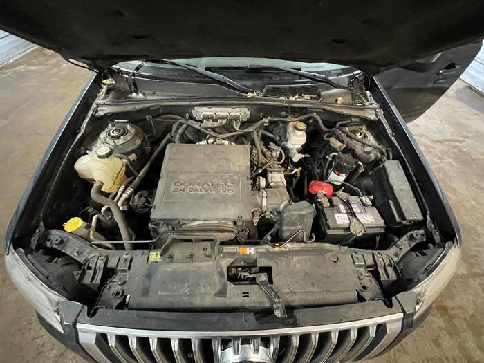 Used 2010 Mercury Mariner 4WD image 43