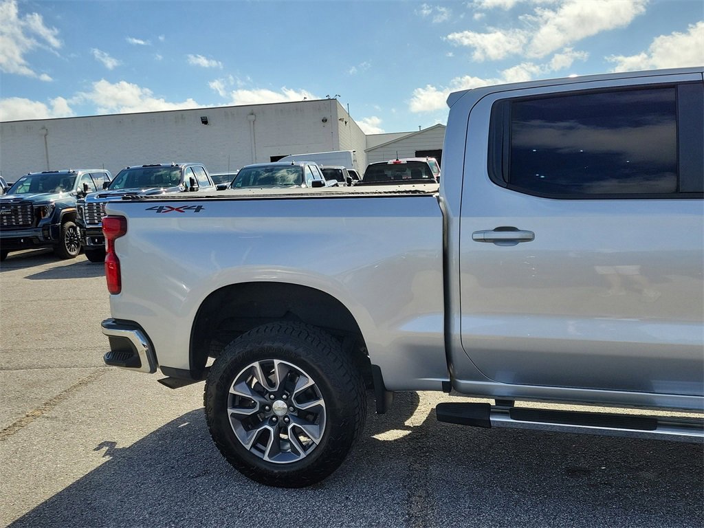 Used 2021 Chevrolet Silverado 1500 LT image 13