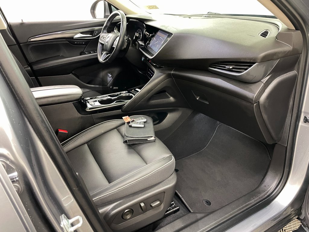 Used 2021 Buick Envision Essence w/ Technology Package I image 39