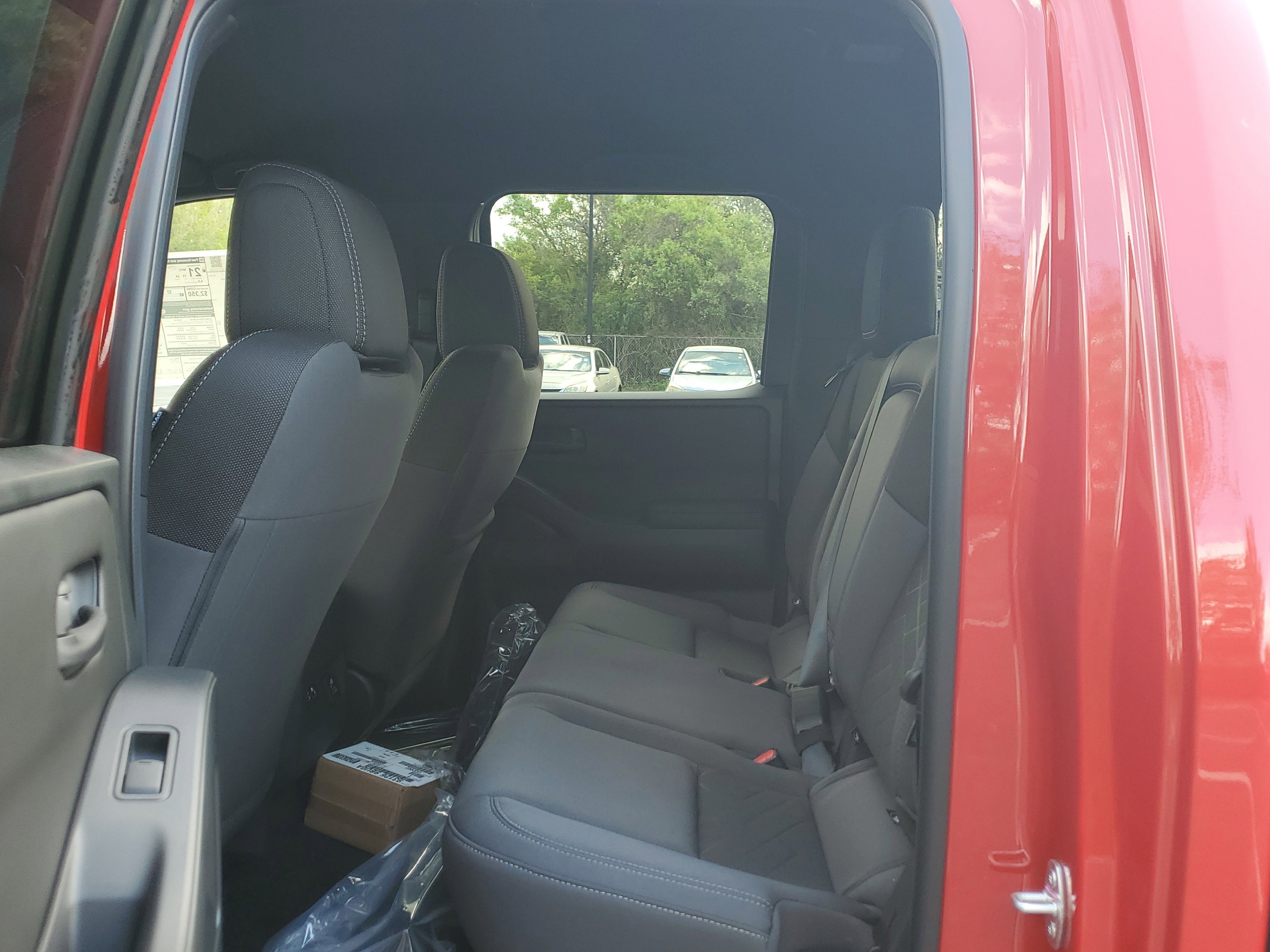 New 2026 Nissan Frontier SV image 9