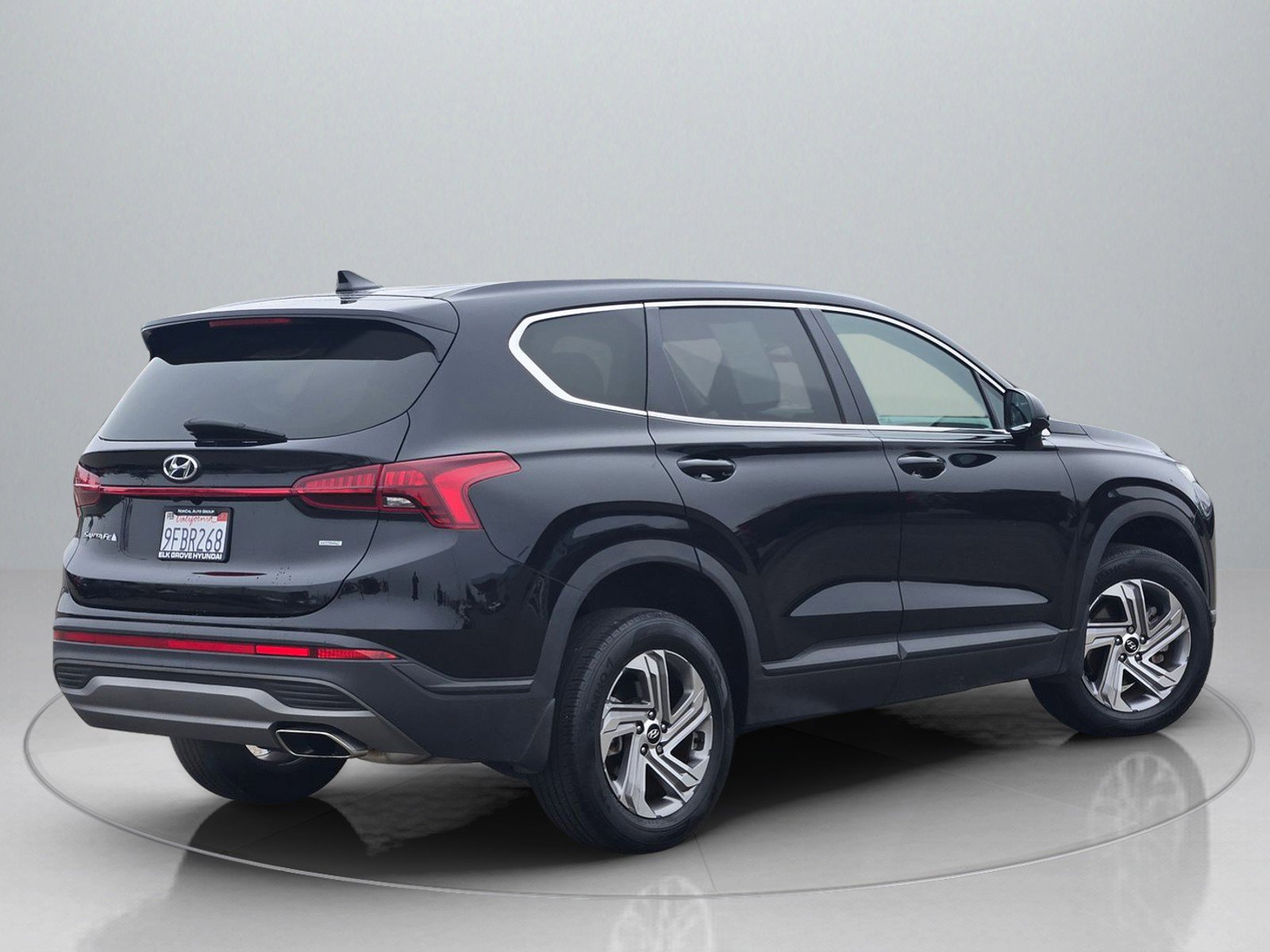 Certified 2023 Hyundai Santa Fe SE image 8