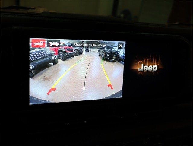 New 2025 Jeep Wrangler Unlimited Sahara w/ Safety Group AWD/4WD image 12