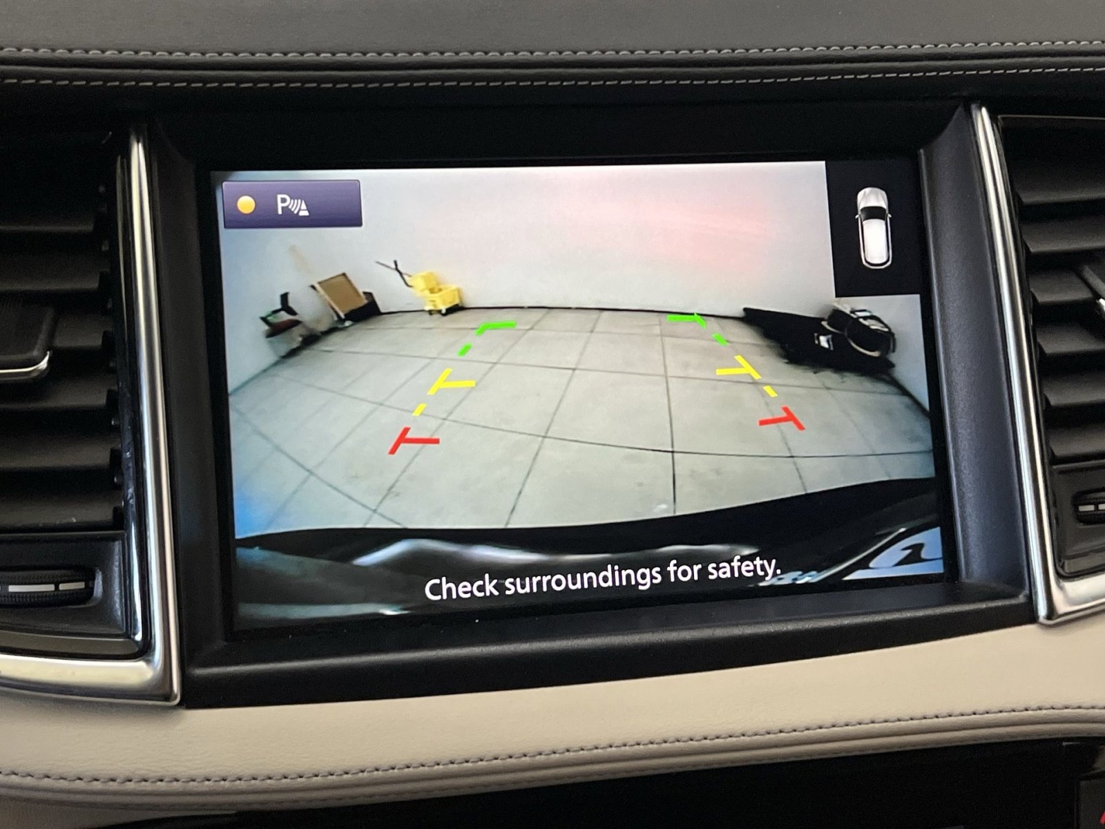 Used 2020 INFINITI QX50 Luxe w/ Navigation Package image 17