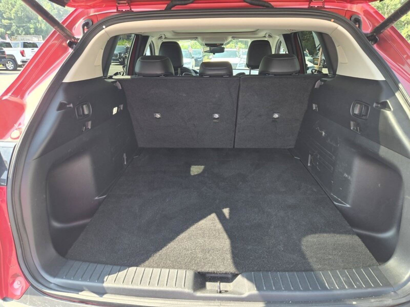 Used 2025 MAZDA CX-50 AWD 2.5 S w/ Premium Package image 7