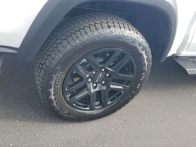 Certified 2024 Chevrolet Colorado Trail Boss w/ Technology Package AWD/4WD image 5