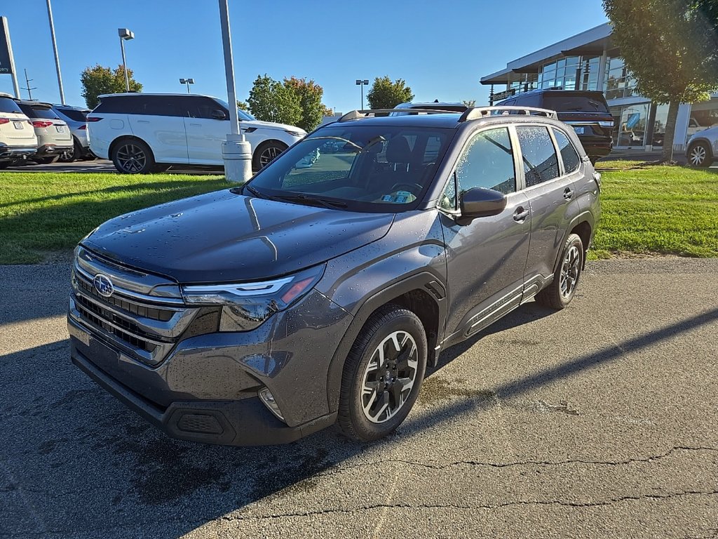 Used 2025 Subaru Forester Premium AWD/4WD image 11