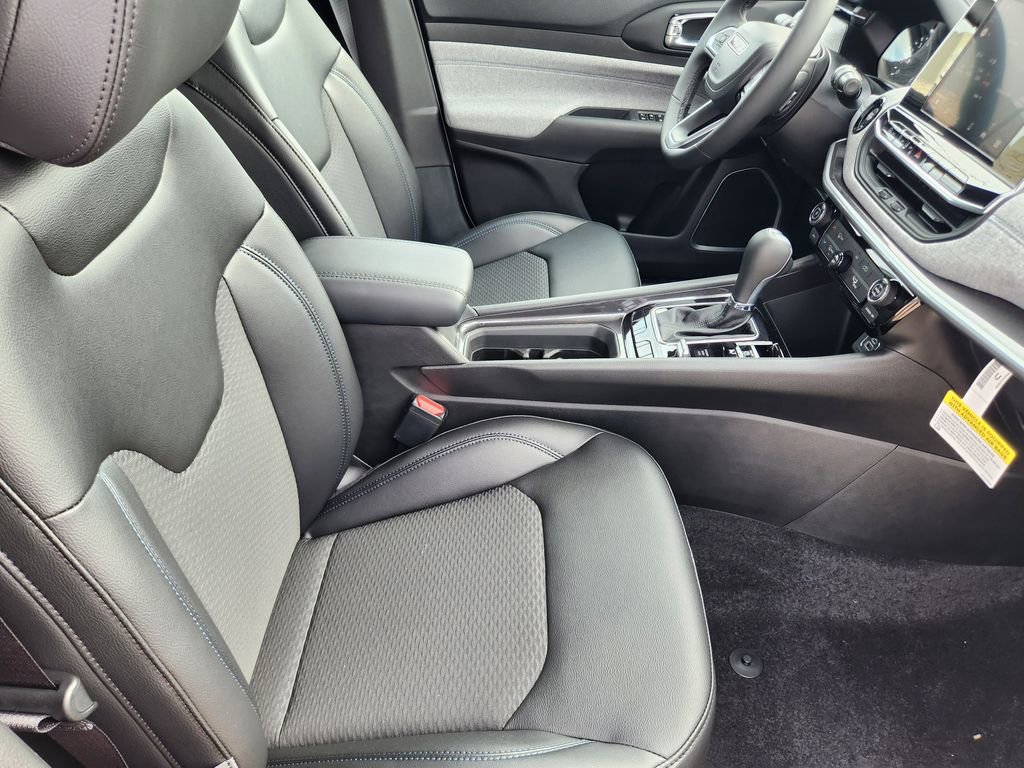 New 2026 Jeep Compass Latitude image 10