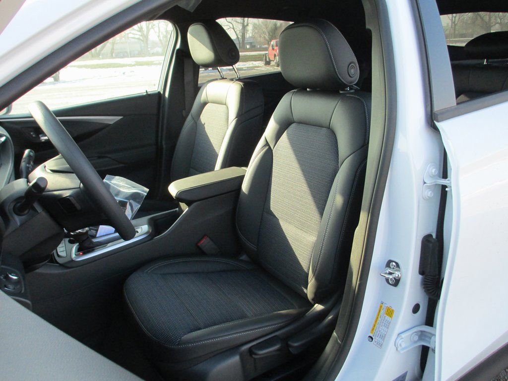 New 2026 Buick Envista Preferred image 11