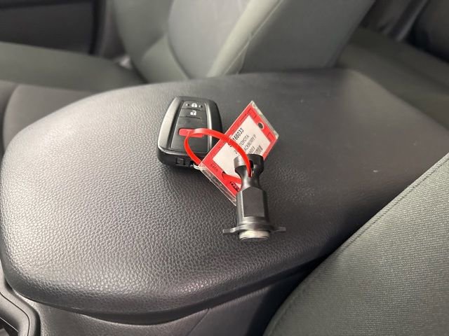 Used 2025 Toyota RAV4 XLE image 29