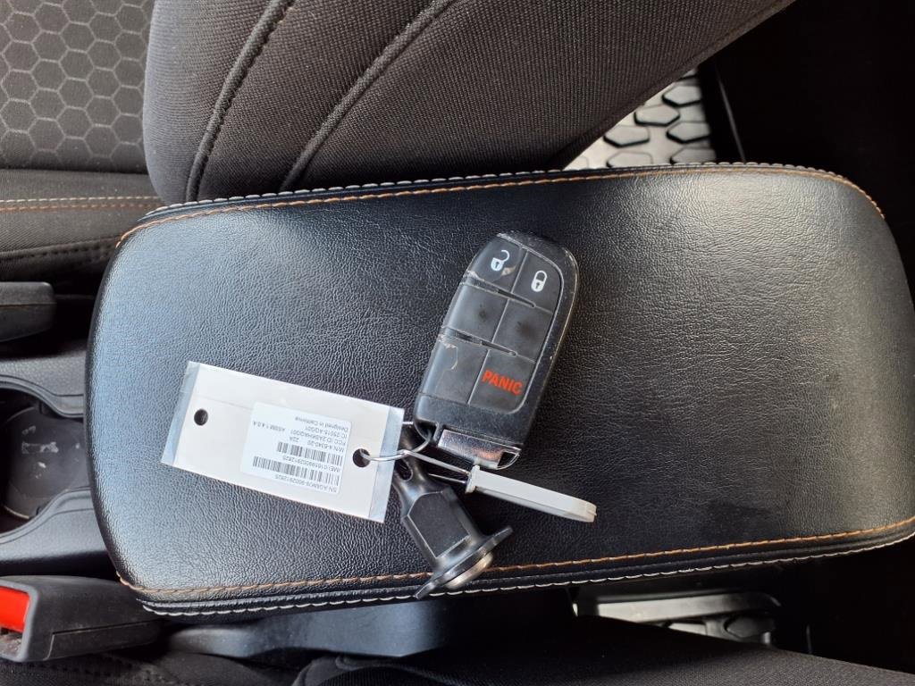 Used 2021 Jeep Compass Sport image 30